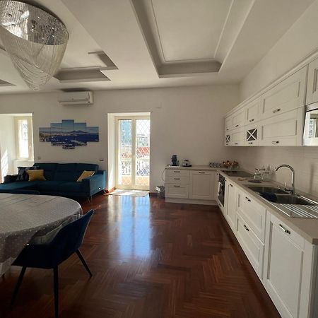 Holiday Home Mar Pacifico Napoli Exterior foto